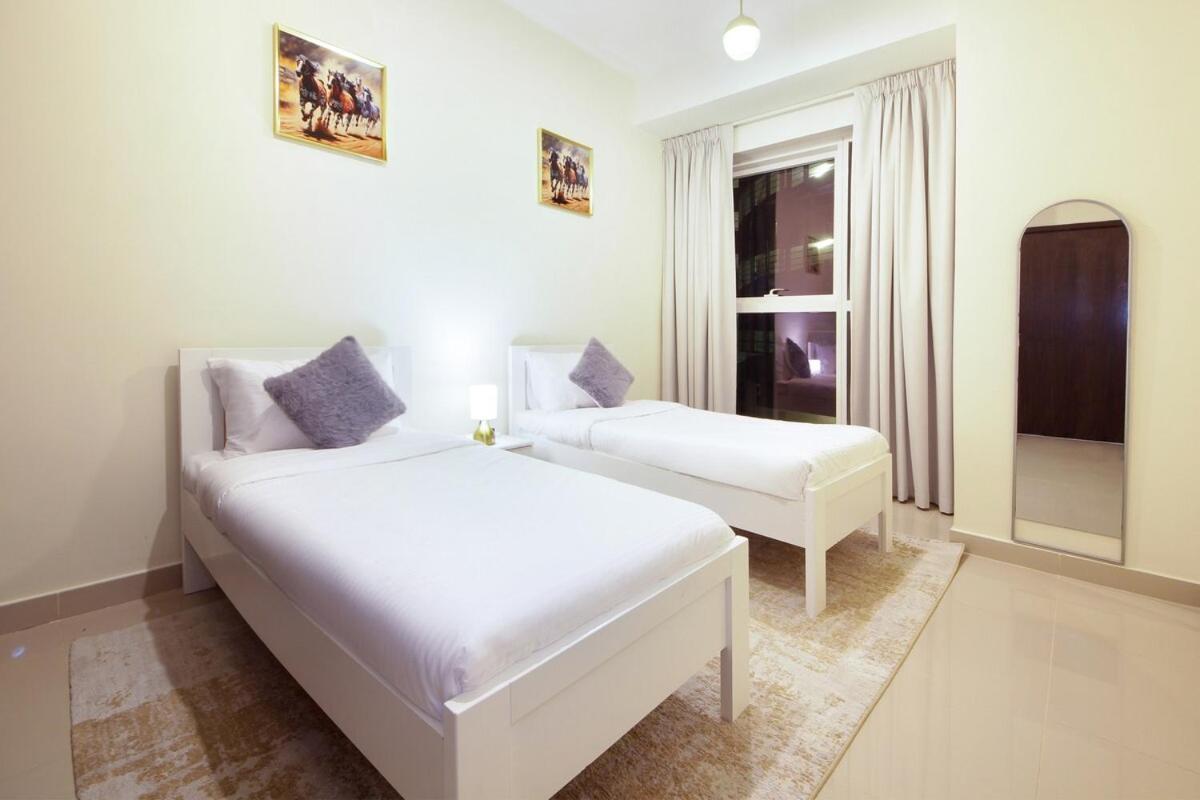 Silk Valley - Luxury 3b With Stunning Water Views Apartment Abu Dhabi